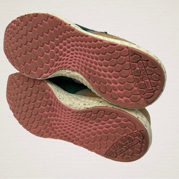 New Balance Men's 988 Fresh Foam Size 8 - Picture 6 of 9